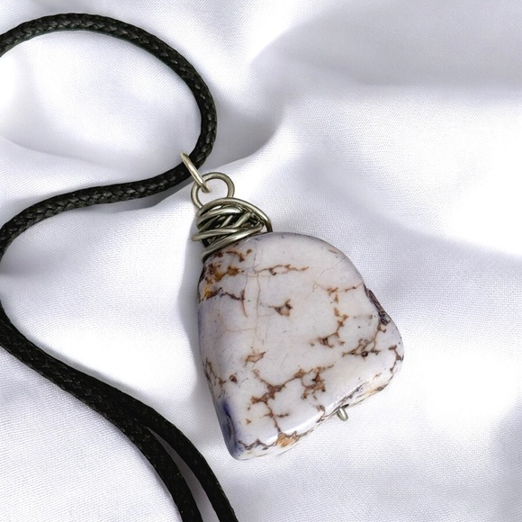 5 For $25💫Plum Magnesite Pendant Necklace - Picture 3 of 4